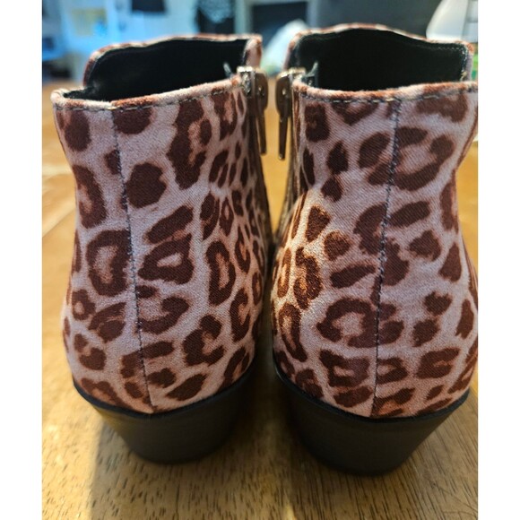 Soda Leopard Print Heeled Booties Size 7 Zip Up - Picture 6 of 8